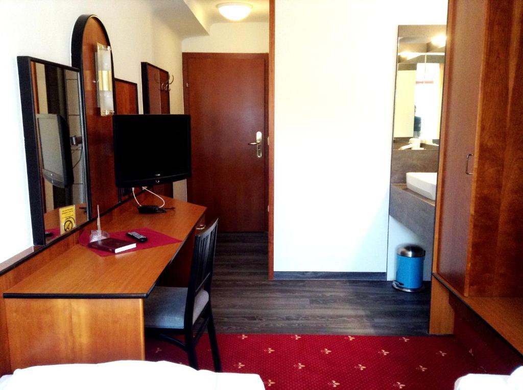 Hotel Gasthof Sonne Aschach an der Donau Kamer foto
