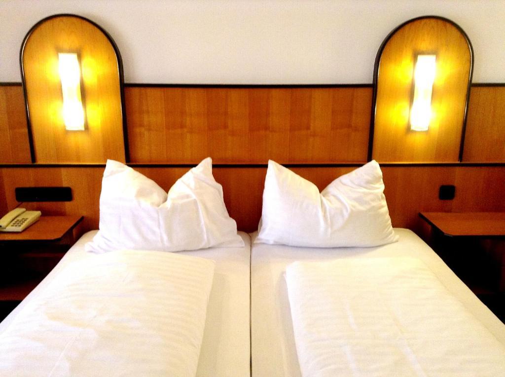 Hotel Gasthof Sonne Aschach an der Donau Kamer foto